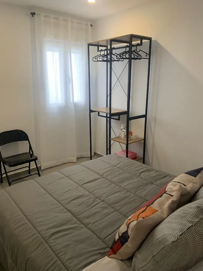 Encanto I Solo Familias Y Parejas En Zona Centro Conil De La Frontera