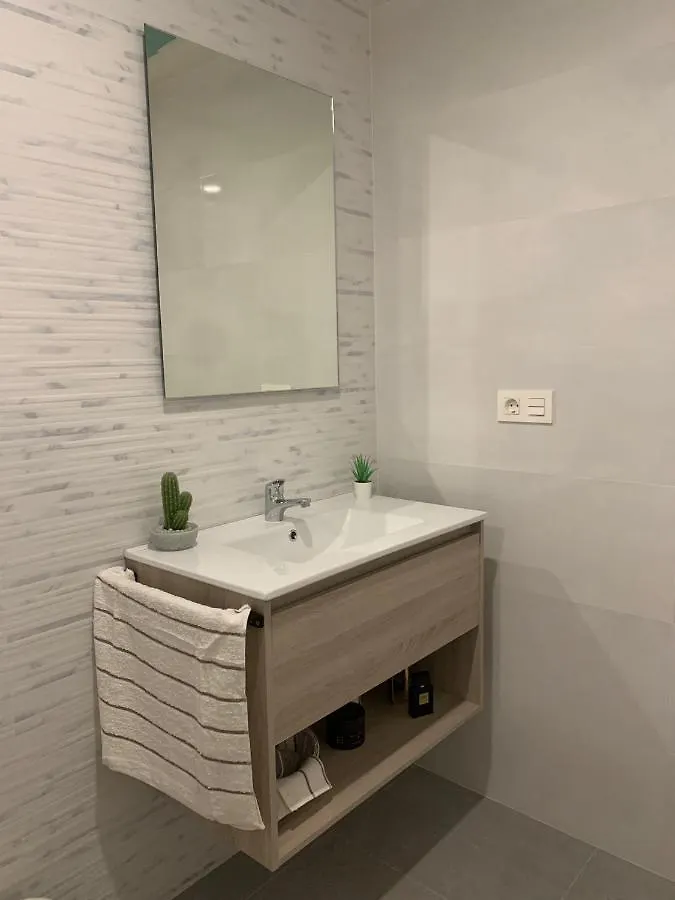 דירה קוניל דה לה פרונטרה Encanto I Solo Familias Y Parejas En Zona Centro