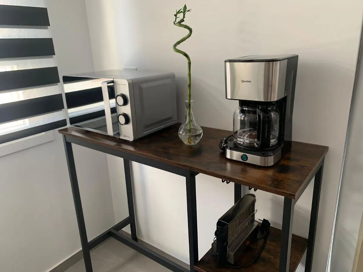Encanto I Solo Familias Y Parejas En Zona Centro Кониль-де-ла-Фронтера